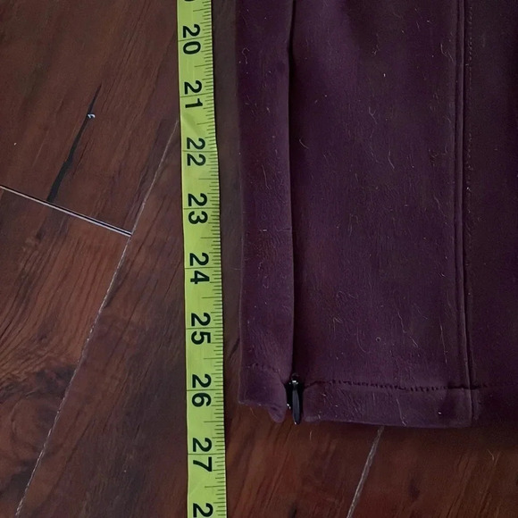 Anthropologie faux suede leggings Maroon Burgundy Ankle zip Size 32 Pull on - Picture 9 of 11